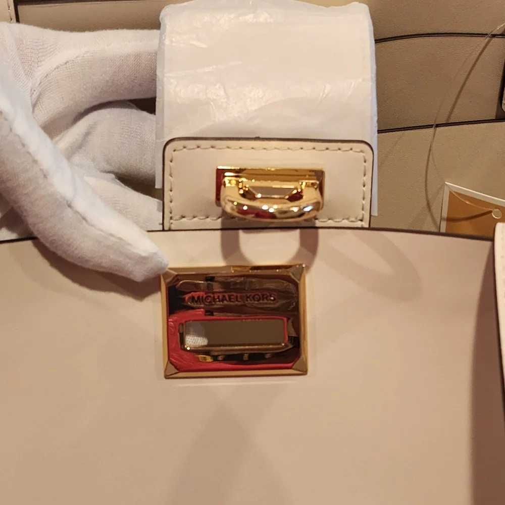 Michael Kors Women's Manhattan Smooth Leather Shoulder Tote Bag/Lt Cream/NWT/ - Picture 9 of 17